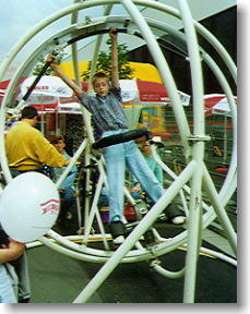 aerotrim1.jpg (24253 Byte)
