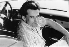 jamesdean1.jpg (13645 Byte)